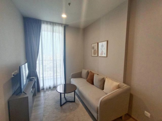 Oka Haus Sukhumvit 36 nice clean private 36th floor BTS Thonglor